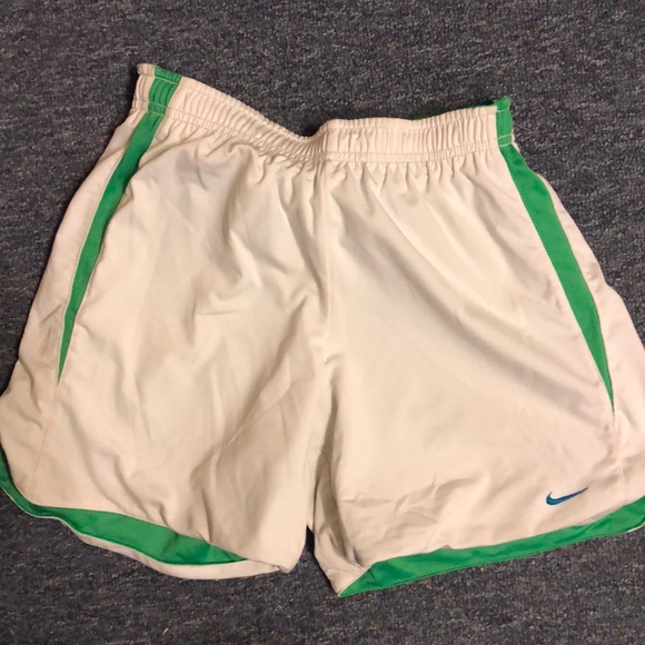 Nike white green reversible shorts size s - Picture 4 of 6